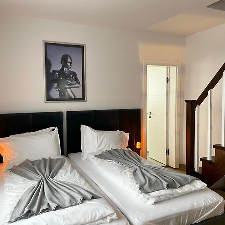 ברגיש גלאדבך Haven Hotels - Hotel Dona מראה חיצוני תמונה