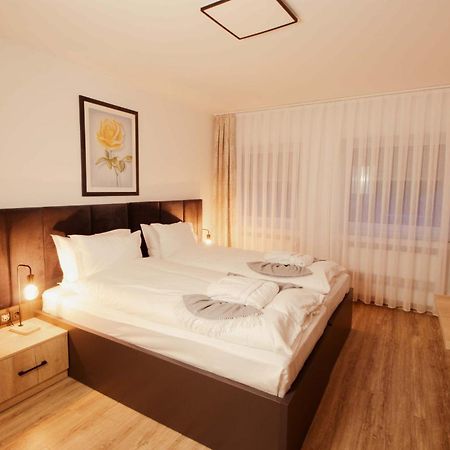 ברגיש גלאדבך Haven Hotels - Hotel Dona מראה חיצוני תמונה