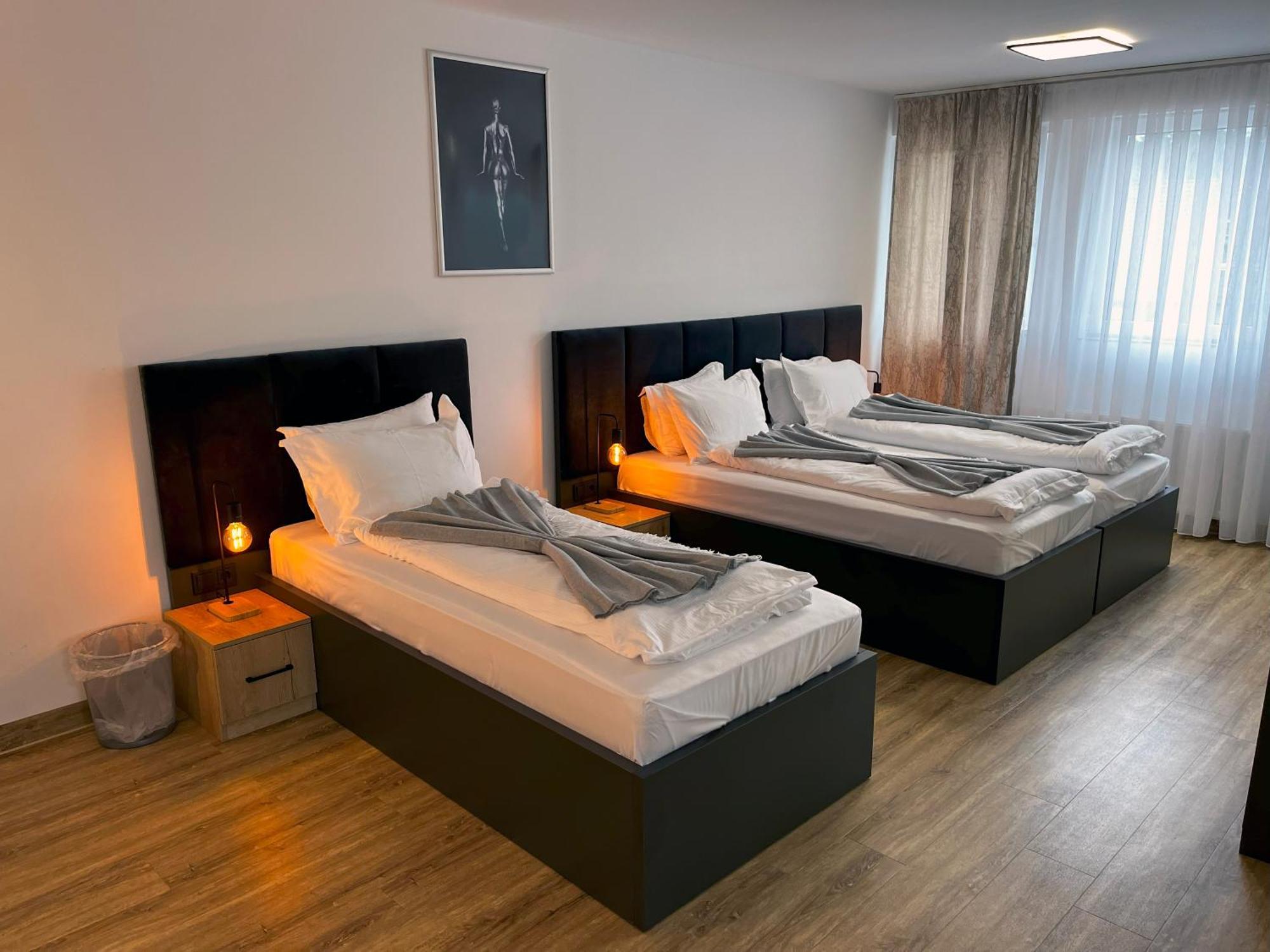 ברגיש גלאדבך Haven Hotels - Hotel Dona מראה חיצוני תמונה